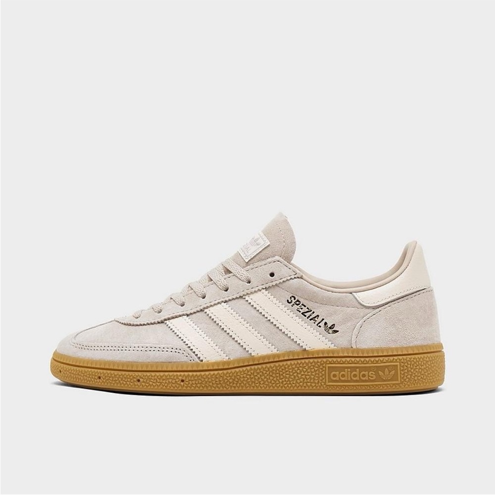 adidas Originals Gazelle Sneakers in Cream and Gum - Picture 4 of 9